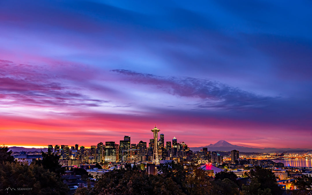 Fall Sunrise at Seattle's Kerry Park